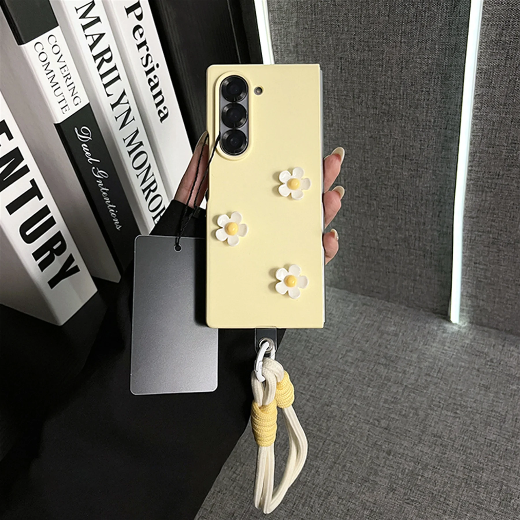 Charming 3D Flower Milk Yellow Case with Portable Rope