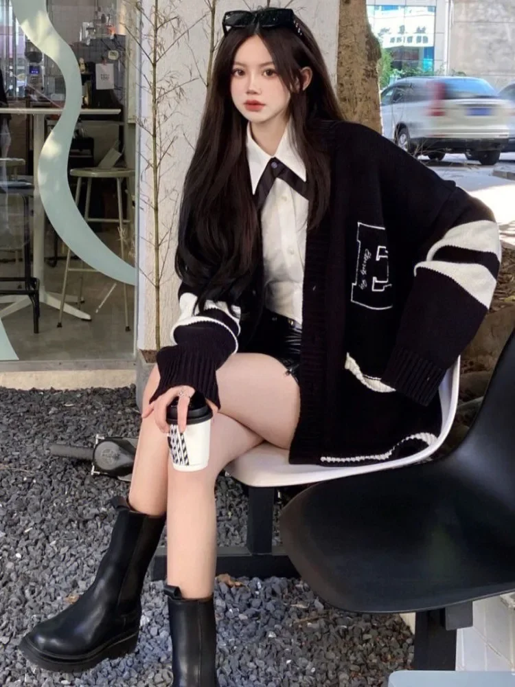 Deeptown 한국 학교 학생 블랙 헐렁한 가디건, 프레피 스타일, 오버사이즈 루즈 레터 자수, 니트 상의, 2023 가을