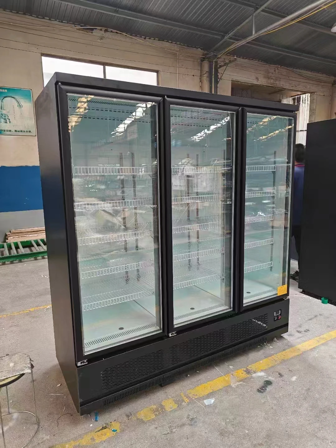 Air-Cooled Display Freezer with Compressor Glass Door Supermarket Fridge for Ice Cream and Drinks Cooler Refrigerator in One - Image 5