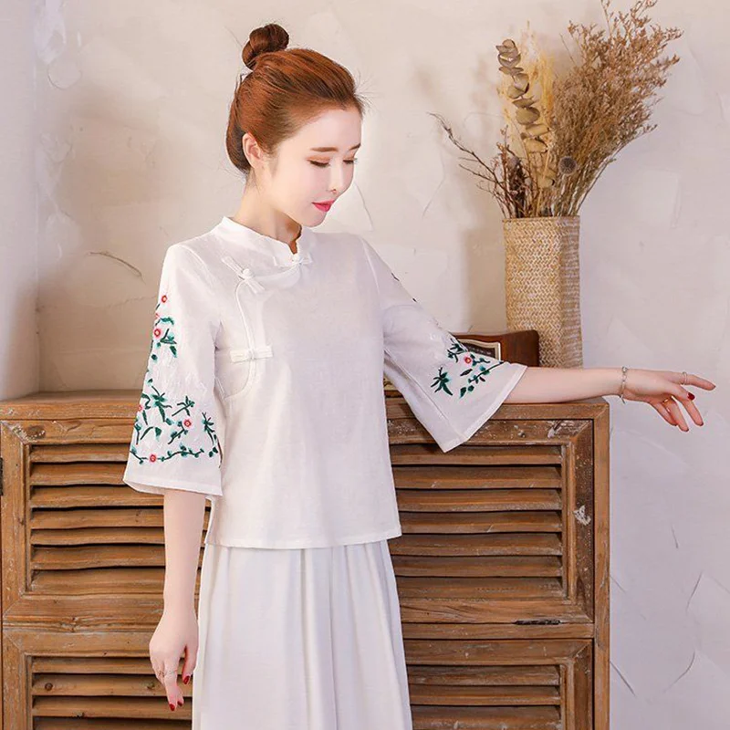 New Chinese Style Women's Shirts Stand Collar Buckle Loose National Women Blouse Top Size Chinese traditional coat woman