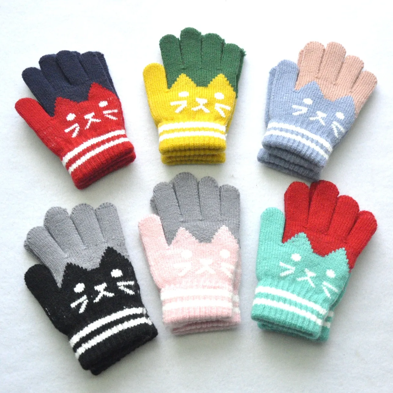 Cute Children Thickened Warm Gloves For Students 6-11Y Winter New Cat Knitted Mittens Outdoor Knitting Cycling Skiing Gloves 5