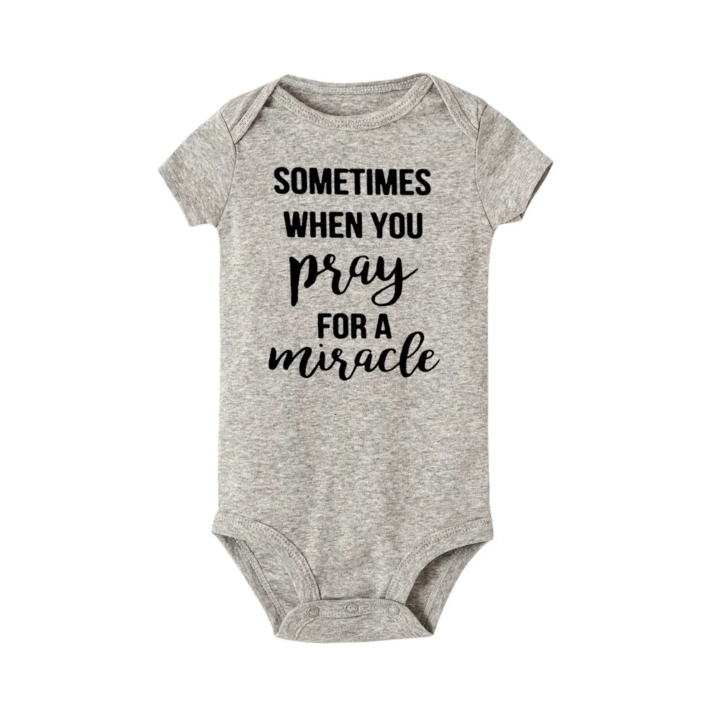 Twins Newborn Baby Bodysuit Summer Infant Baby Born Short Sleeve Clothes Boys Girls Jumpsuit Pregnancy Announcement Twins Gifts 4