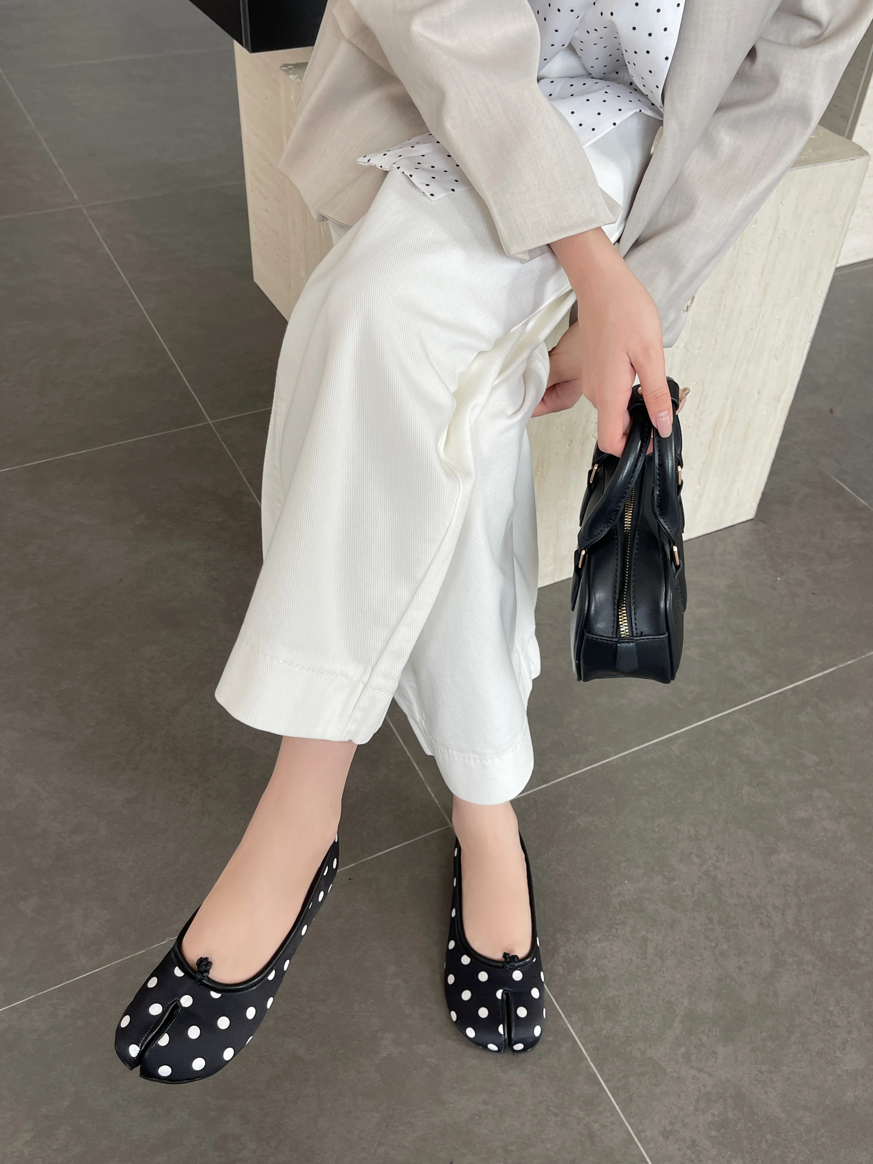 النساء الشقق تابي النينجا أحذية امرأة السيدات ستوكات الجلود مريح الشقق سبليت تو النعال لينة أسفل المتسكعون الصلبة موجز لا