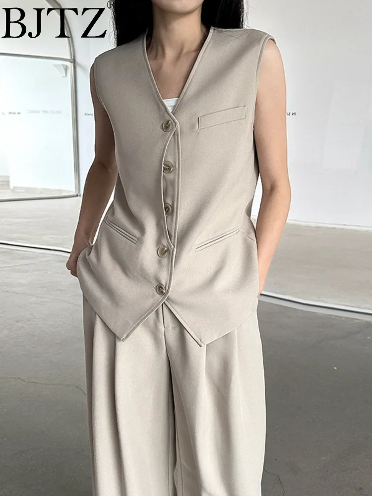 

BJTZ V-neck Blazers Vest Jacket For Women 2024 Spring Autumn New Trend Sleeveless Tops Female Clothing HL136
