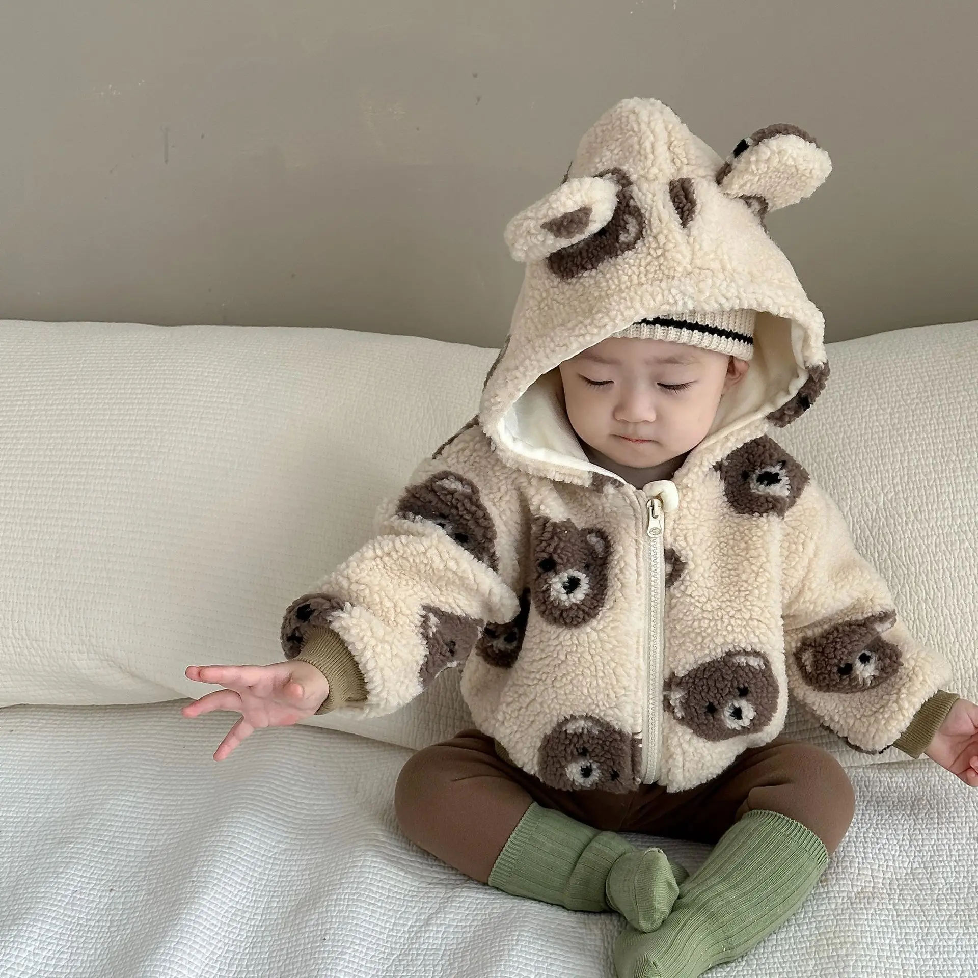Winter New Baby Cute Bear Print Plush Coat Plus Velvet Thick Infant Boy Girl Warm Hooded Zipper Jacket Toddler Clothes