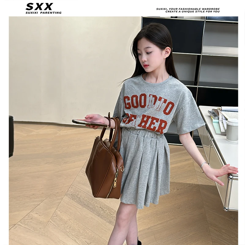 

Комплект из 2 предметов для девочек, хлопковая футболка с надписью и плиссированная юбка, свитшот, комплект с юбкой для подростков, на возраст 10-12 лет, летняя одежда