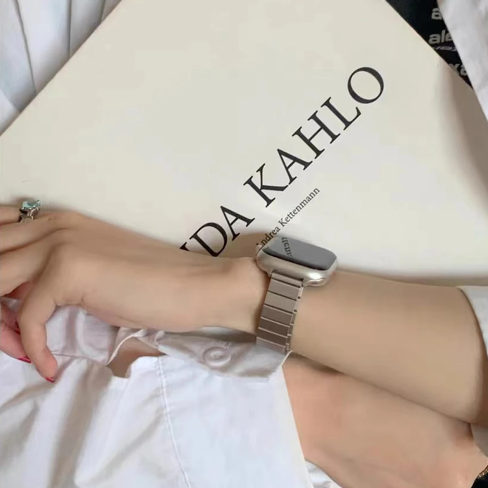 รูปสินค้า สายนาฬิกาสแตนเลสสำหรับ Apple Watch ทุกรุ่น