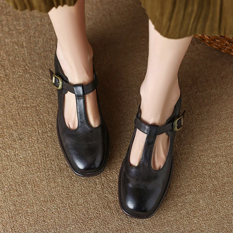 Genuine leather black medium heel thick heel small leather shoes, niche retro single shoe for women