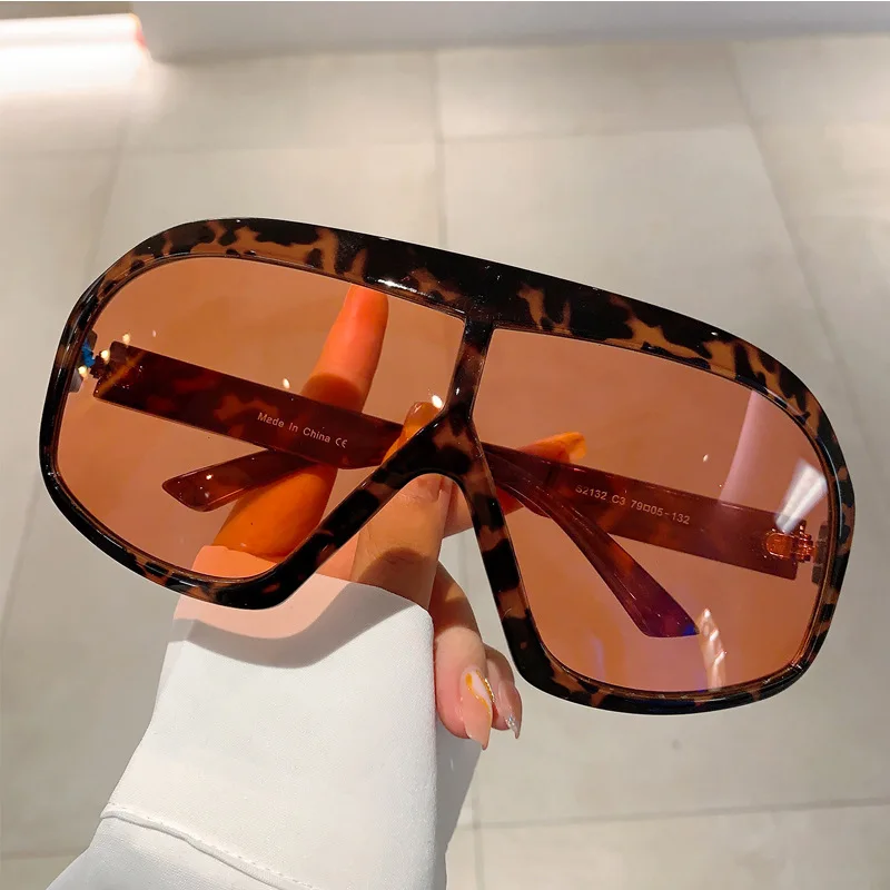 Marke Designer Punk Übergroßen Y2K Sonnenbrille Frauen Für Männer Beliebte Sonnenbrille Mode Vintage Luxus Großen Rahmen Damen Shades