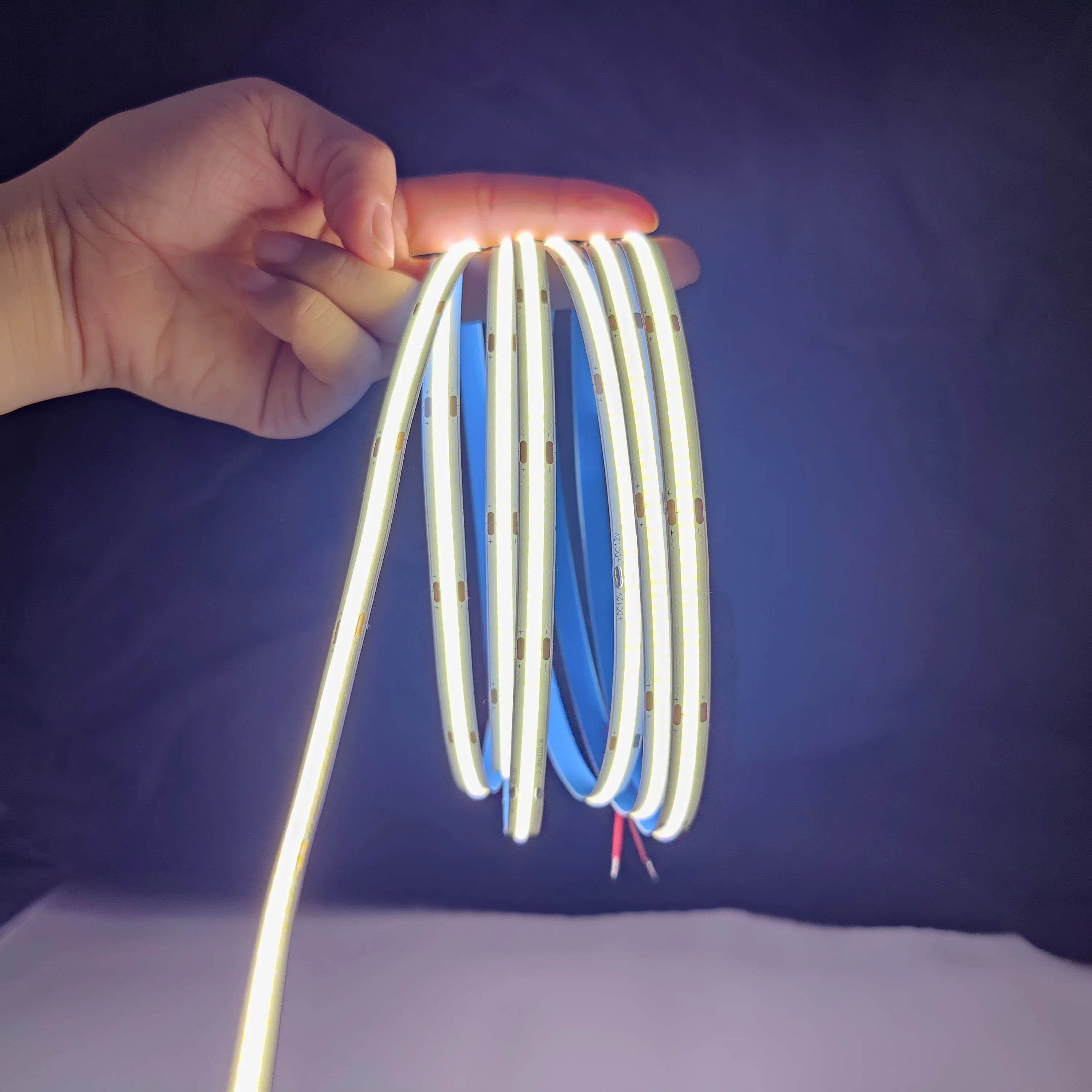 6Mm 8Mm 10Mm Cob Led Strip Lights 528Led Flessible Ad Alta Density Fob Cob Led Light Strip 3000K A 6000K Lineare Dimmerabile