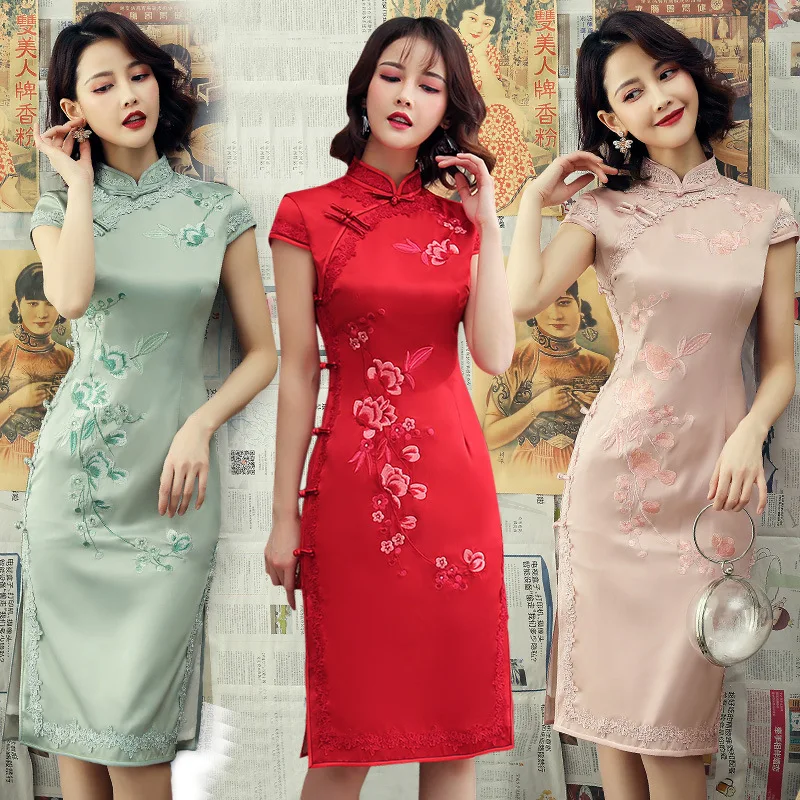 Yourqipao Silk Embroidered Long Cheongsam New Lace Edge Improved Qipao Chinese Style Evening Dresses Woman Ceremony Dress