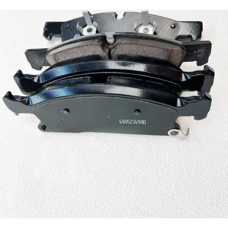 Original genuine For 11-22 GRAND CHEROKEE DURANGO FRONT DISC BRAKE PAD KIT 68052369AC 68052369AB 68052369AE car accessories