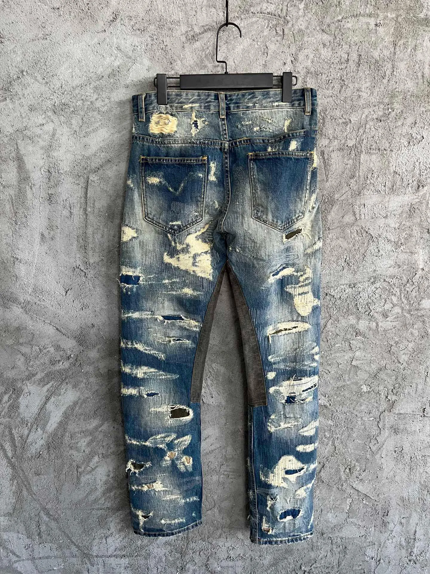 Top more than 190 heavy torn jeans latest