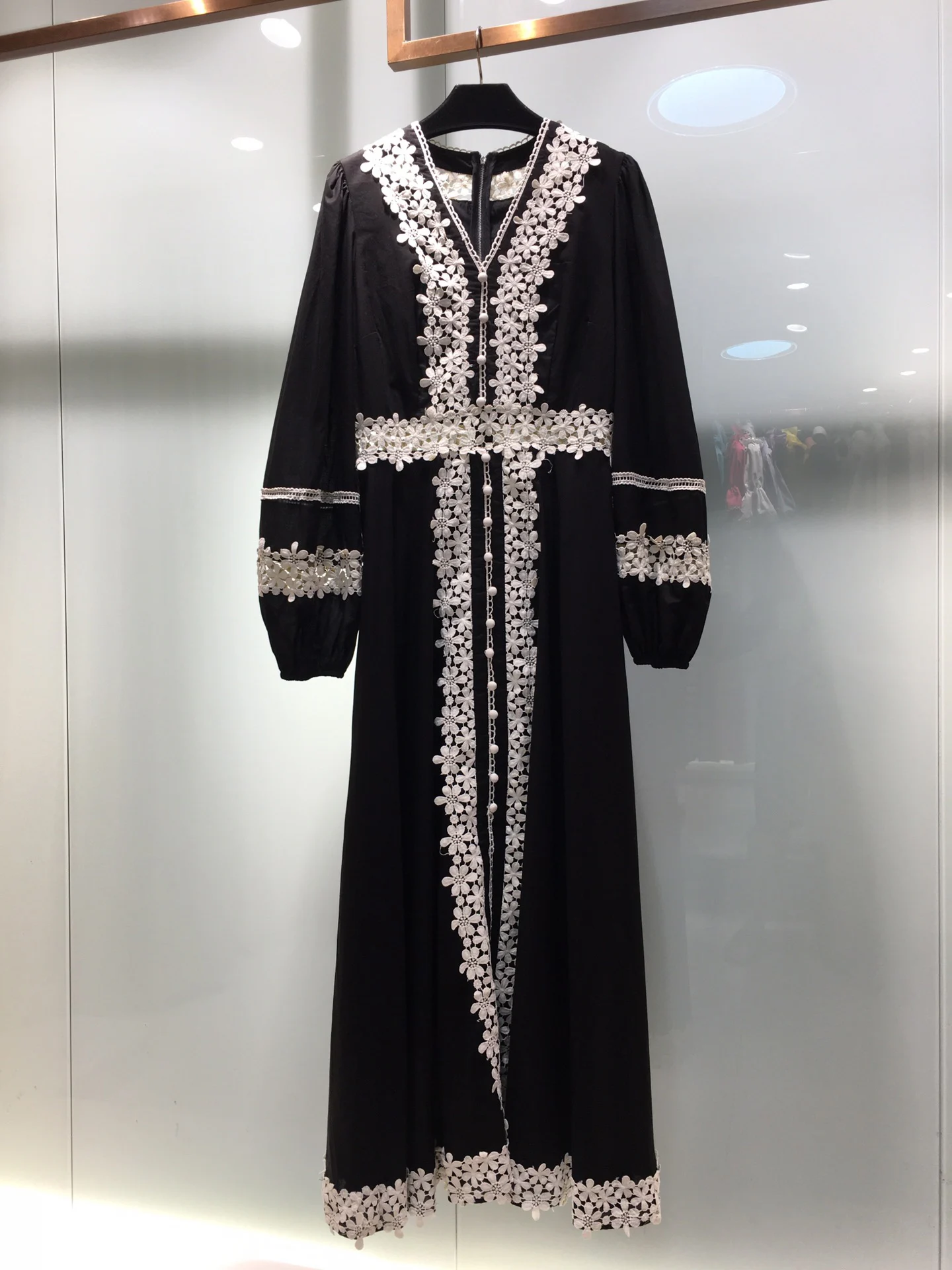 

Spring new V-neck long sleeve three-dimensional embroidery flower patchwork embellished long dress