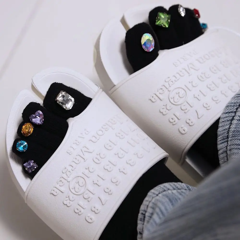 

Breathable Cute Men Comfortable Women Cotton Rhinestone Socks Five-finger Socks Short Socks Hosiery