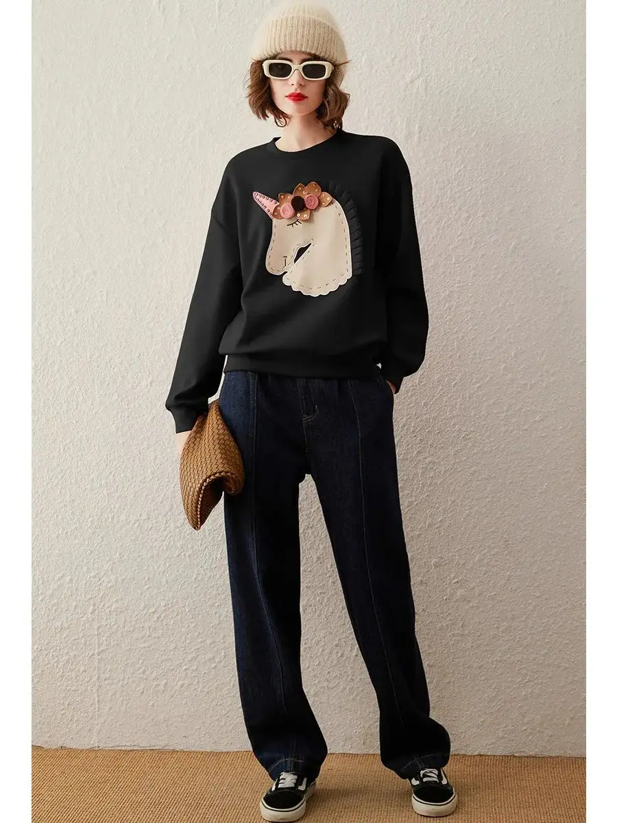 LOUIS YAO Women's Hoodies 2023 Autumn Long Sleeve O-Neck Round Neck Drop-shoulder Loose Unicorn Patch Embroidery Basic Tops