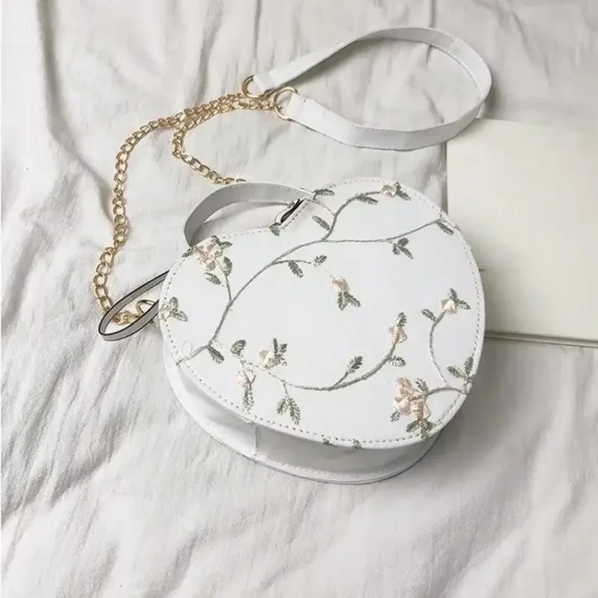 Fashionable Lace Peach Heart Small Bag Women New Trend Ladies Cross Stitch Shoulder Bag Personalized Hand-held Shoulder Bags