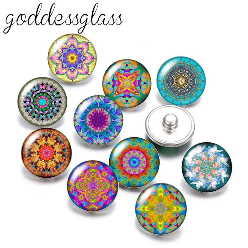 Рисунок 5 - Круглые разноцветные пуговицы с рисунком цветов