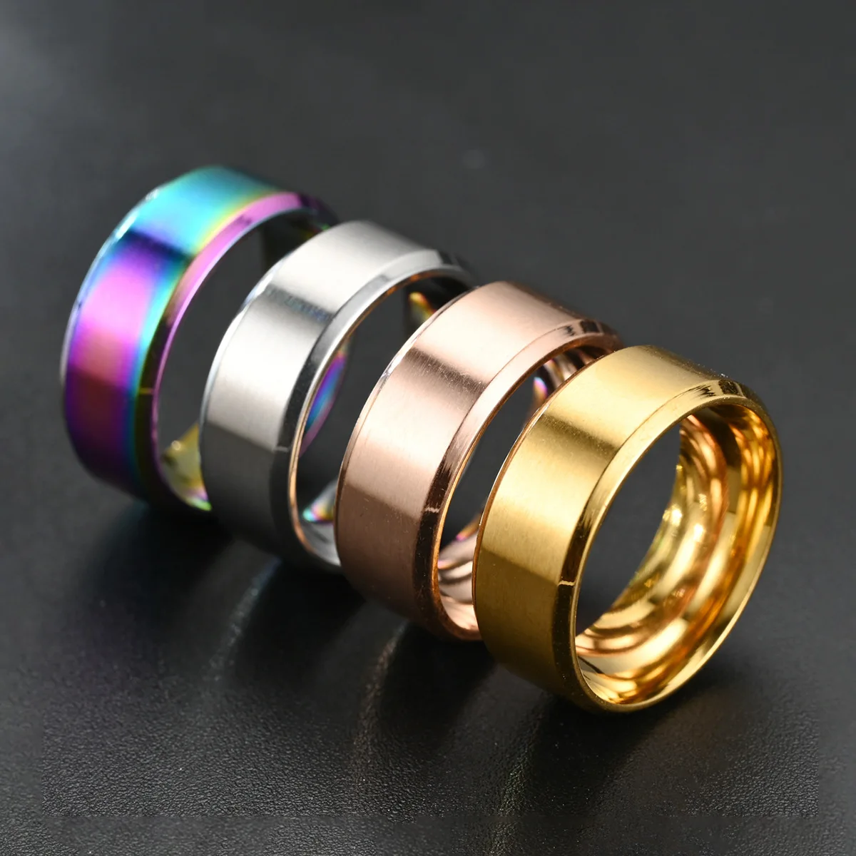 2025 Nuovi arrivi Classici 8mm Acciaio inossidabile Uomo Anelli Oro Rosa Colore Superficie Spazzolata Fedi Nuziali Unisex Fidanzamento Gioielli Regali Goccia_voghion.com