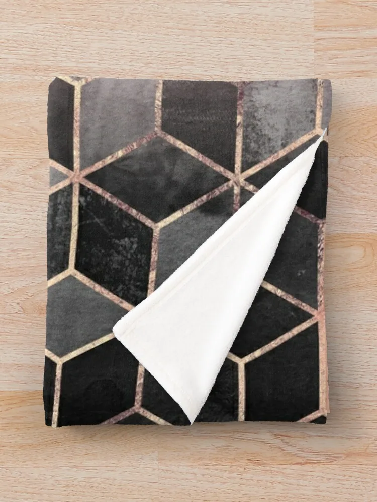 ��ũ �׷��� �׶��̼� ť�� ������ ��� �ö���, �ʴ��� ������ ħ�� Ŀ��, ���� ���� ���