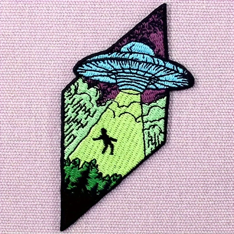 22 Toppe Ricamate Termoadesive A Tema Spazio - Pianeti, UFO E Astronavi - Per Abbigliamento, Zaini E Jeans