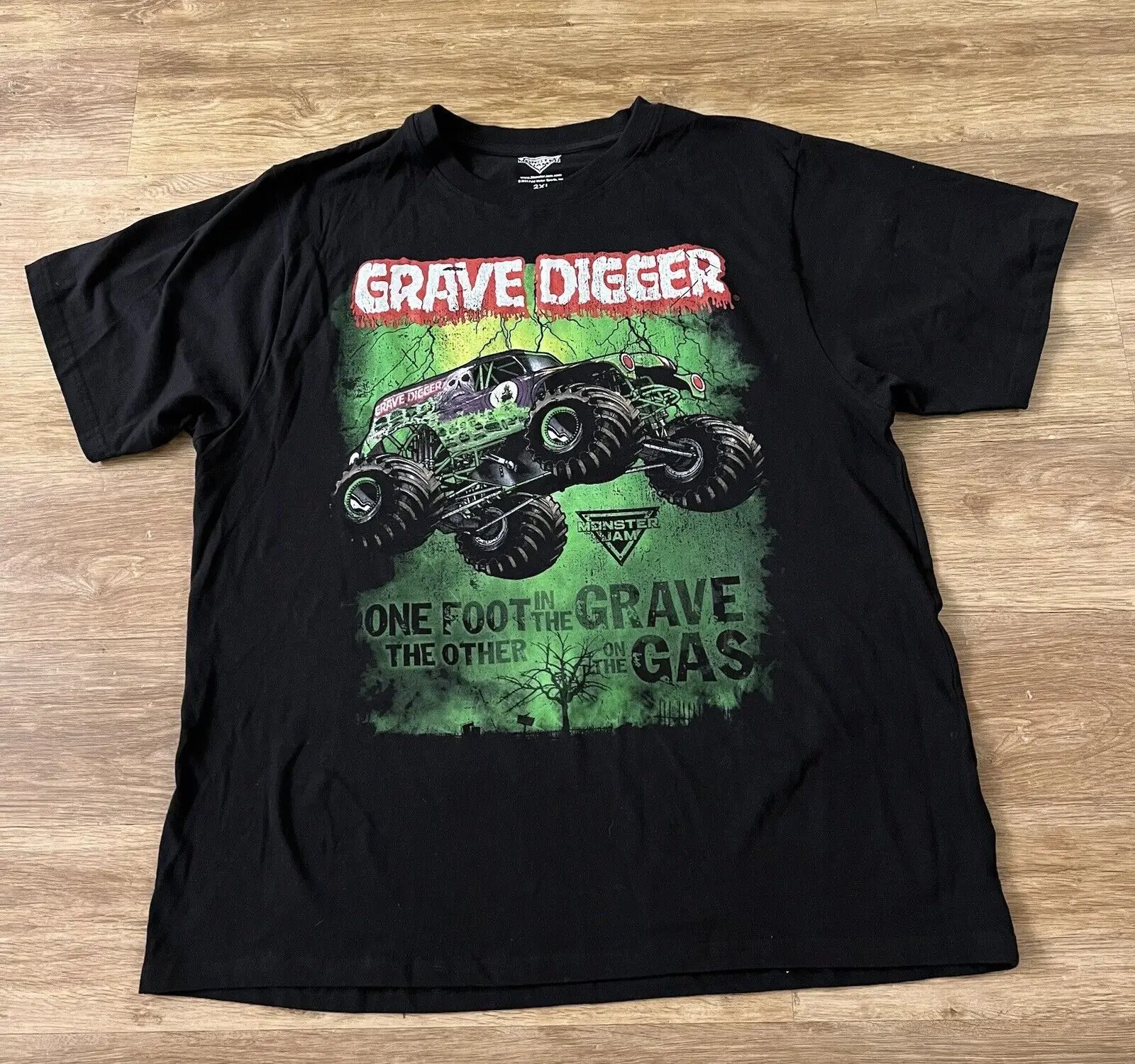 Monster Jam Grave Digger Truck Sz 2Xl Camicia Nera 2022 Piedi Nella Tomba/Gas