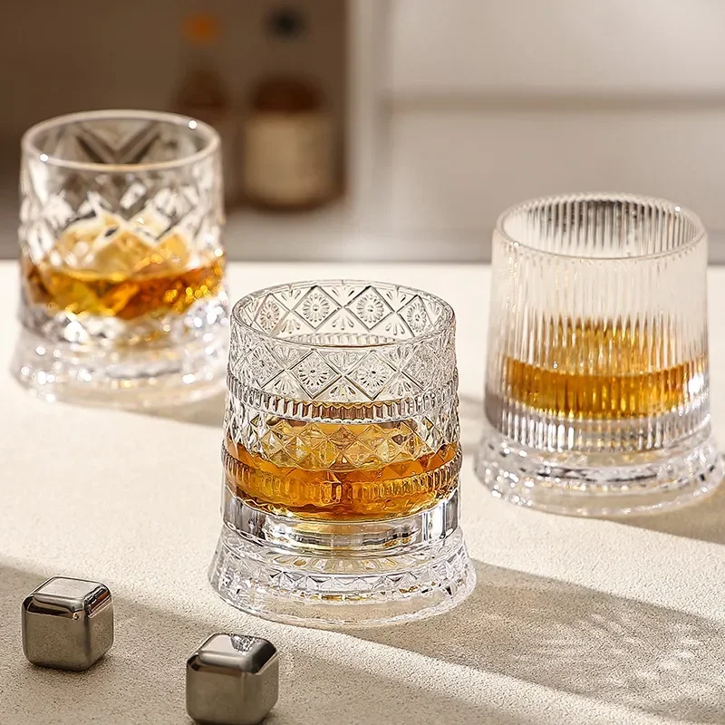 European Crystal-Cut Rotating Decanter & Whiskey Glass Set, Luxury Barware with Creative Design, Elegant Home Gift