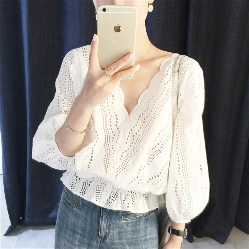 

Spring and Autumn New Water Soluble Embroidery Solid Color Large V-Neck Pullover Lace Top Women