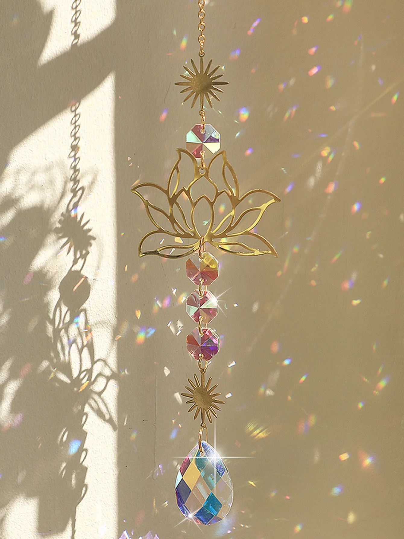 1pc Suncatcher Gardening Golden Lotus 1