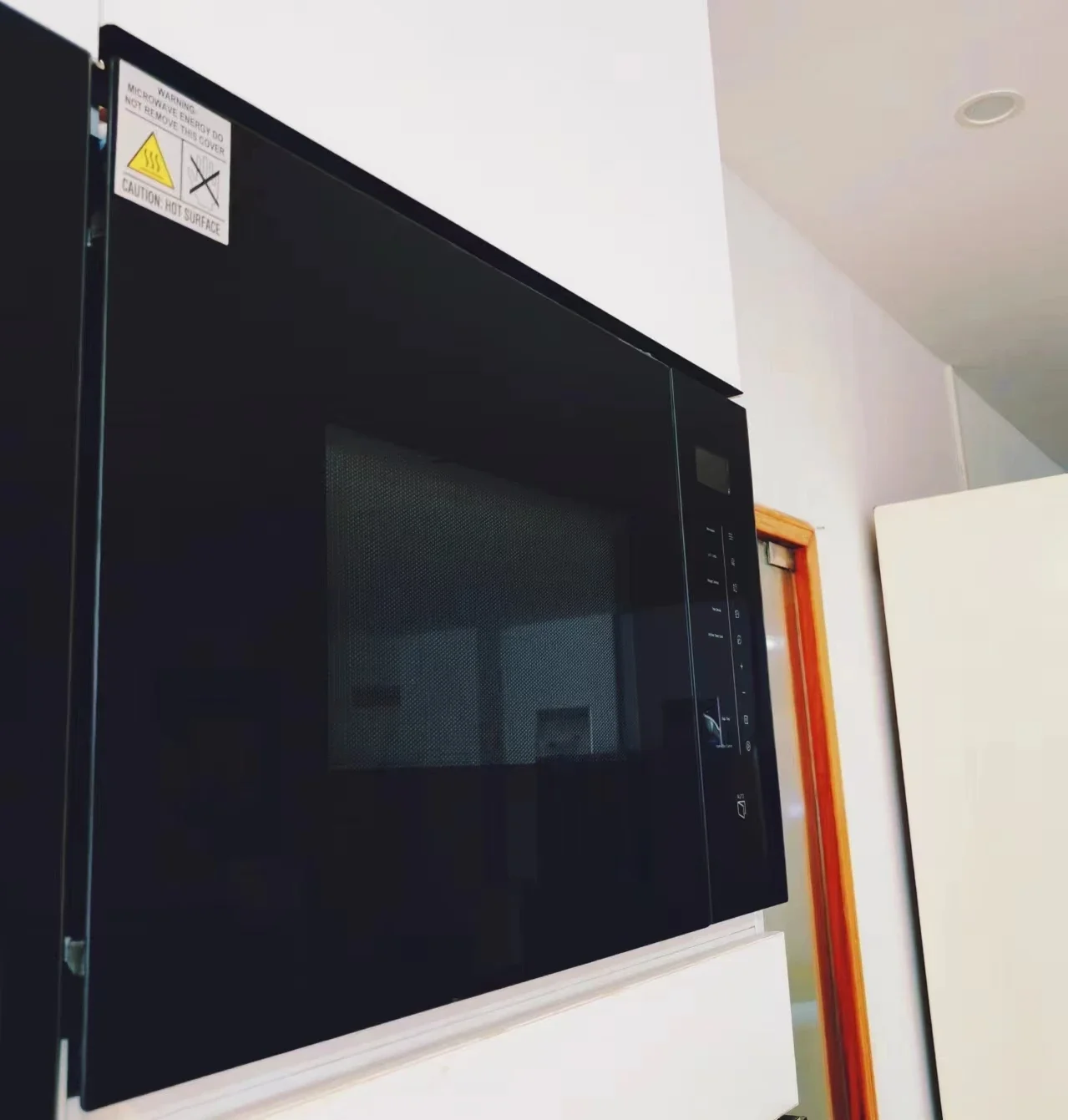 Built-in Microwave Oven with Grill - Smart Cooking and Child Safety Lock 3