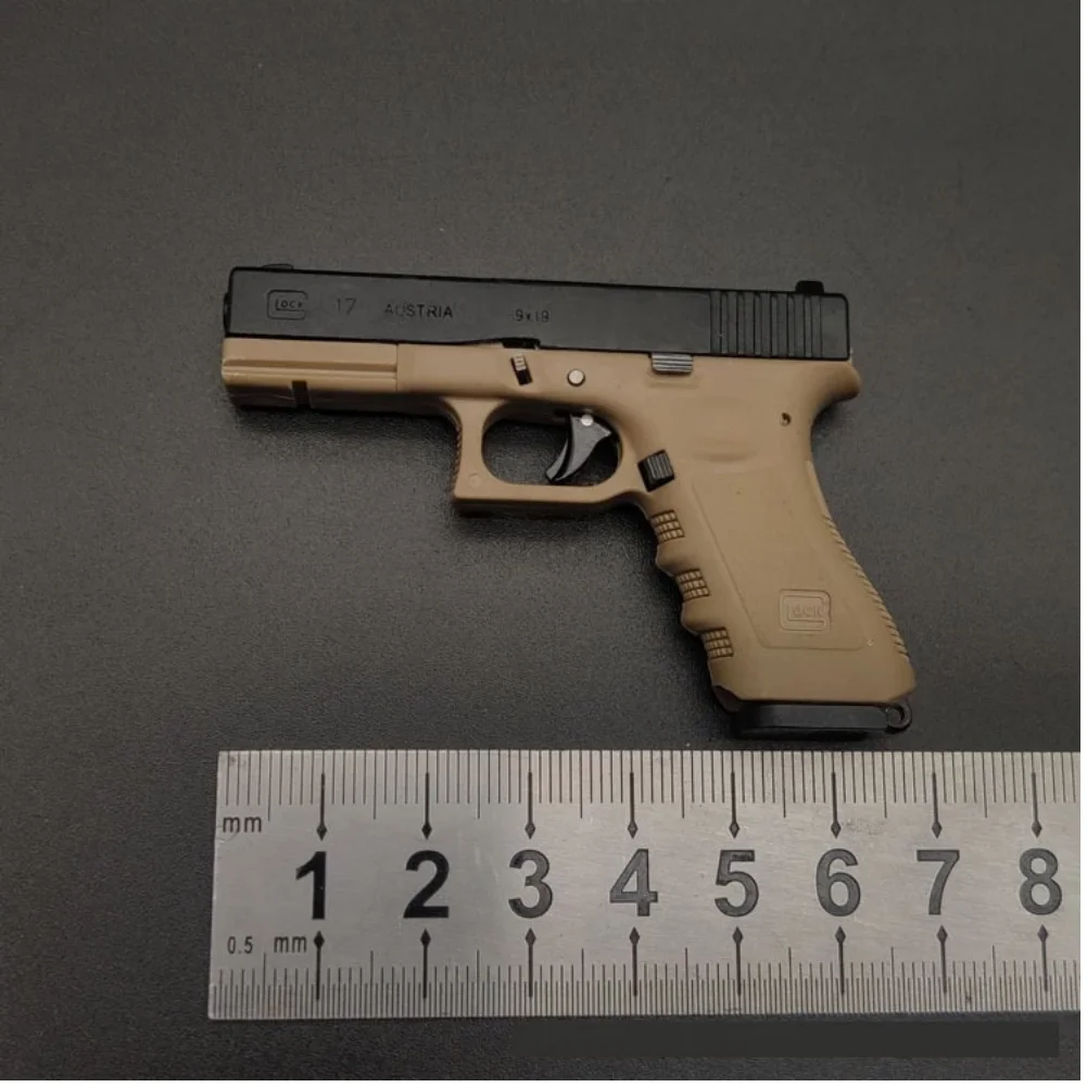 Glock G17 Keychain Mini Metal PUBG M29F Pistol Shape Keychain Desert