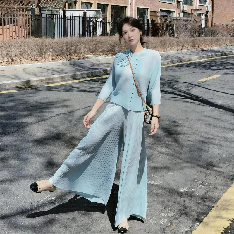 미야케 플리츠 2026 신상 오리지널 블루 버튼 가디건 캐주얼 패션 와이드 팬츠 여성 봄 여름 하이엔드 패션 세트