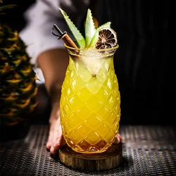 Elegant Pineapple-Shaped Cocktail Glass - 401-500ml