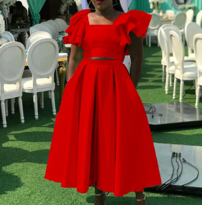 Рисунок 2 - Женский элегантный костюм с юбкой