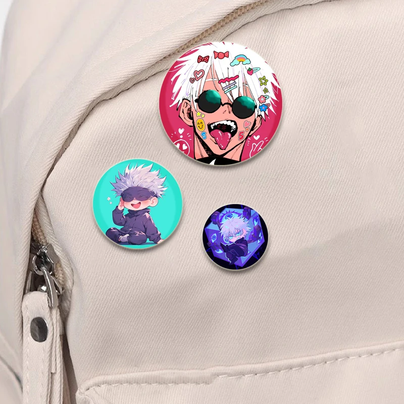 Pin de Satoru Gojo (Jujutsu Kaisen) de 44 mm Sfd8a547561b142f3a41283fd3898ecb9M