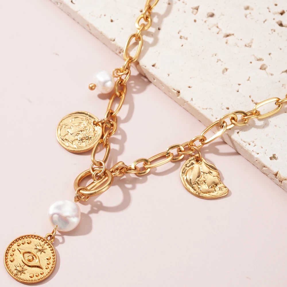 Designer Inspired Pearl Jewelry Pendant Necklace For Women Vintage Old Coin Gold Stainless Steel Chain Lady Casual Party Wear
