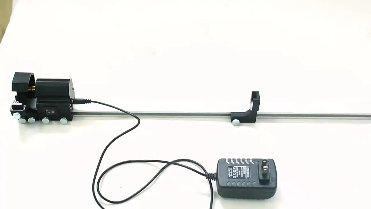 Scie électrique à Flèches HNZMDY Pour Tir à L'arc - Coupe-flèches Carbone Réglable (max 30 Pouces)