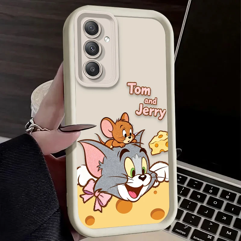 Charming Tom and Jerry Cartoon Character Phone Case