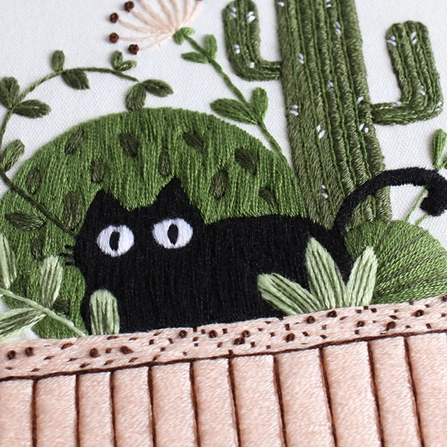 초보자에게도 쉬운 귀여운 고양이 자수 키트로 창의성을 펼치세요.
