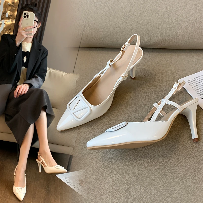 Fashion Solid Thin Heels Sandals for Women New Hot Sale Summer Casual Med Heel Ladies Shoes One-line Buckle Women's Sandals 4