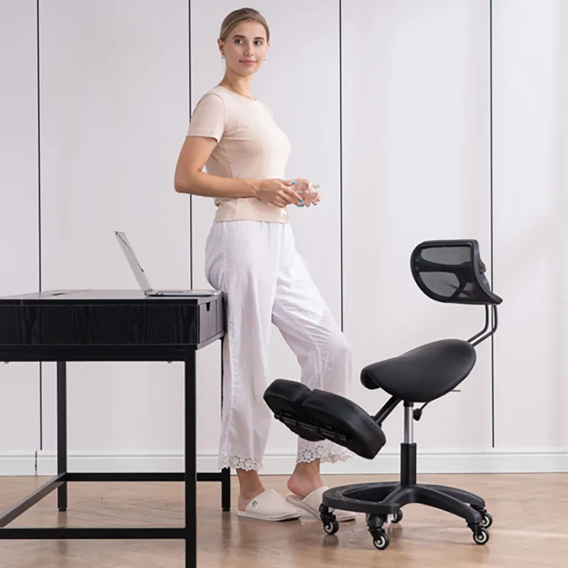 The Best Office Chair For Sitting Long Hours, According To A Posture Expert