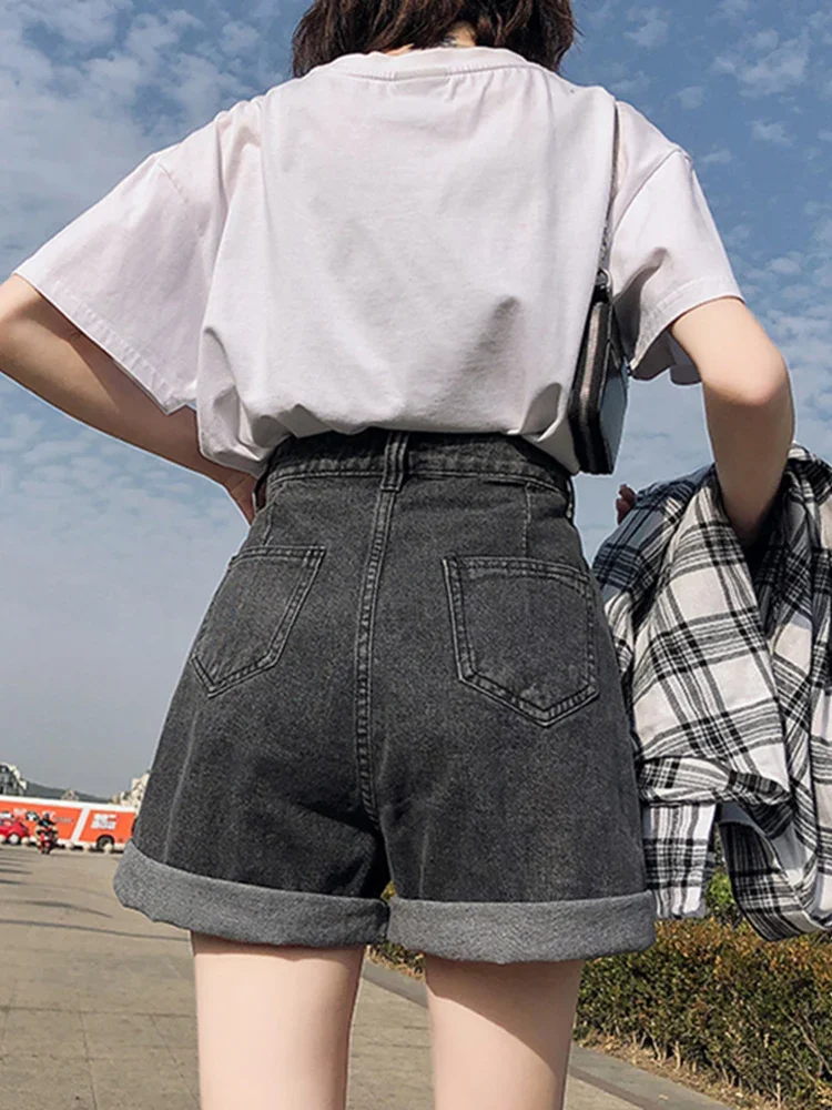 2024 New Summer Women High Waist Button Wigh Leg Jeans Shorts Casual Female Loose Fit Blue Denim Shorts  womens  high waisted