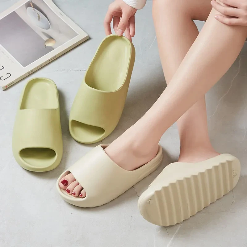 Men's slippers men shoes home sandals couples household thick soles anti slip wear-resistant soft slippers anti slip sandals indoor coconut yzy slide