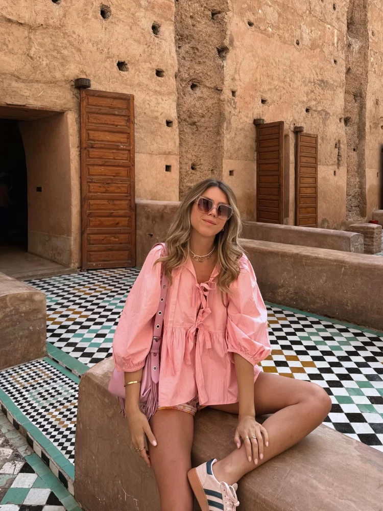 

Женская рубашка в полоску, с круглым вырезом и бантом, на шнуровке, свободный короткий топ с пышными рукавами, новинка сезона весна-лето 2024, Женская Повседневная Уличная одежда