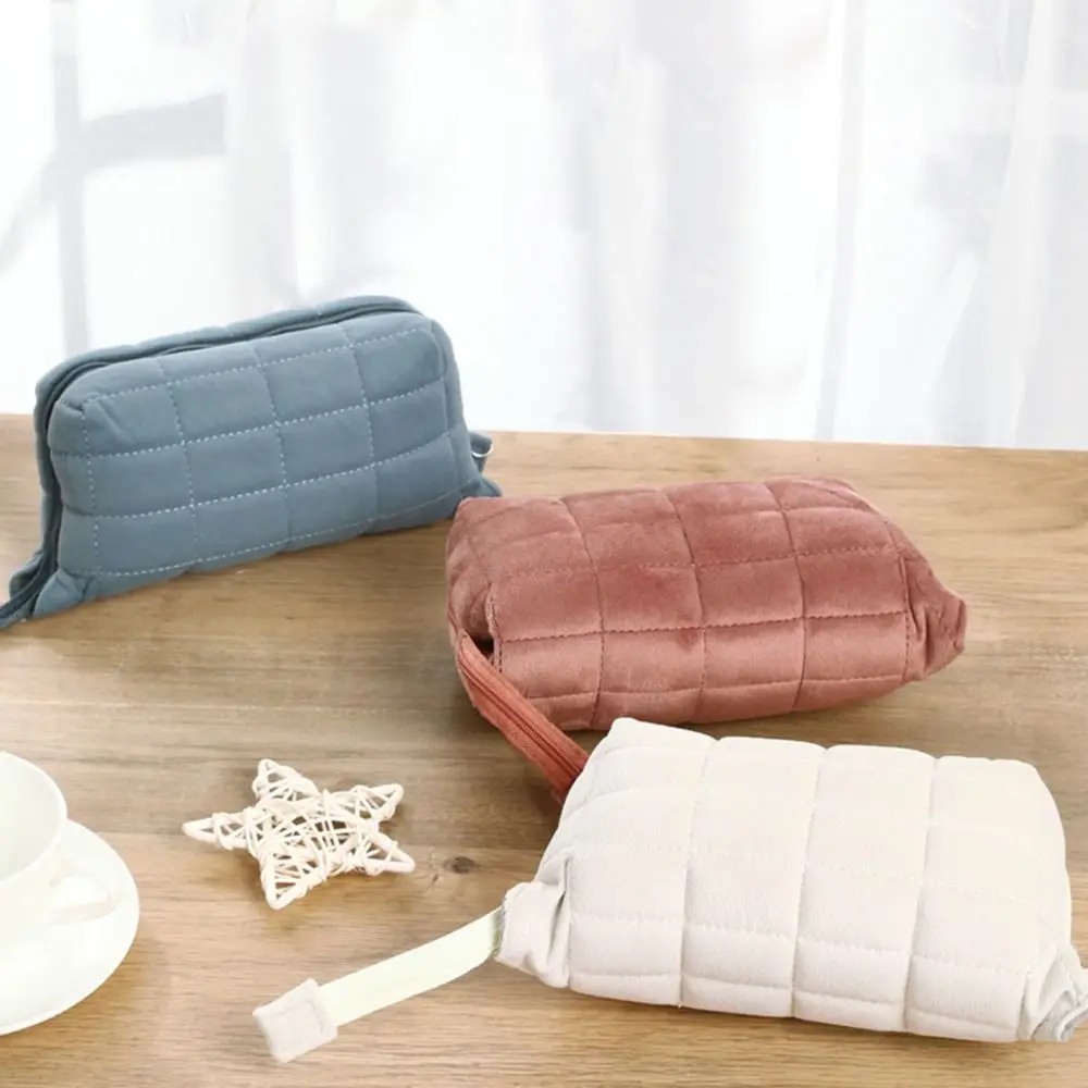 

Многофункциональная мягкая сумка для хранения большой емкости в форме подушки, косметичка для канцелярских принадлежностей