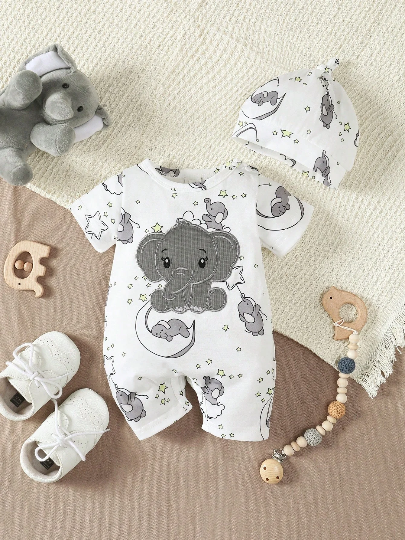 Newborn Baby Boys' Casual Cute Cartoon Elephant Pattern Round Neck Short Sleeve Romper With Shoulder Snaps, Shorts And Hat 1