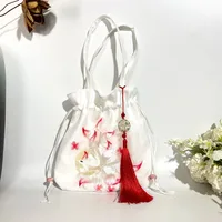 Sac seau à cordon de serrage de Style chinois élégant, sac à main brodé de fleurs en Organza Hanfu, lanière avec pompon pendentif, petit sac à main 3