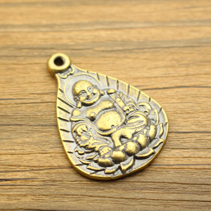 

New Brass Buddha Statue Figurine Retro Keychain Pendant Feng Shui Fashion Pendant Decorative Figurines Accessoires Miniatures