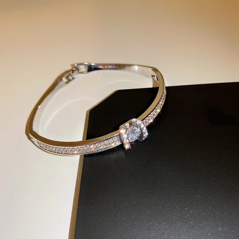 Luxury Jewelry Women Crystal V Bangle Bracelet 2023 Korean Fashion
