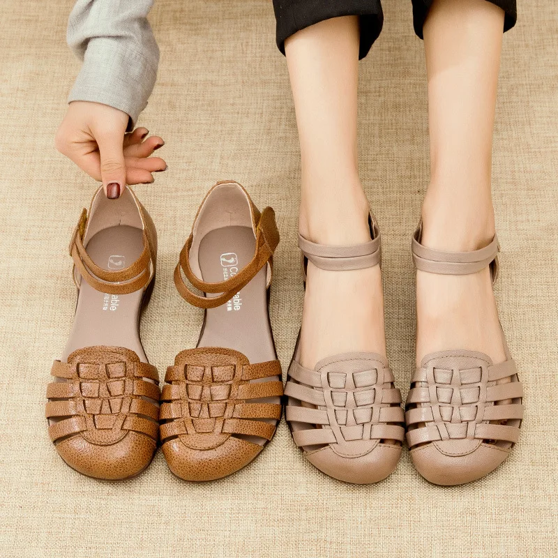 

Vintage cowhide sandals women's flat with a button Roman summer hollowed-out mother style sandals Genuine Leather soft soles